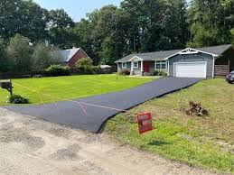 Best Gravel Driveway Installation  in Linn, MO